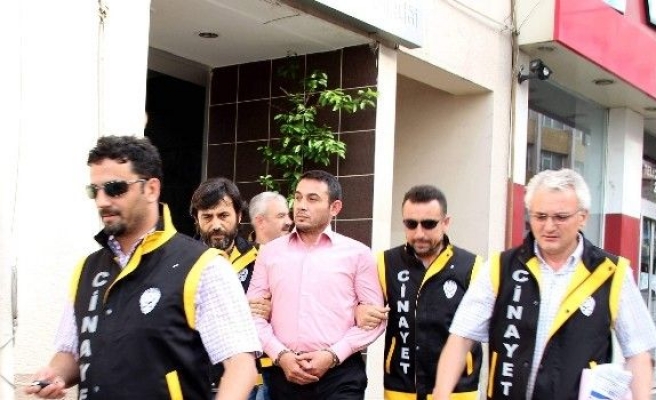 Belediye Başkanını Vuran Zabıta Tutuklandı