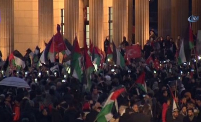 Berlin’de Trump'ın Kudüs kararı protesto edildi
