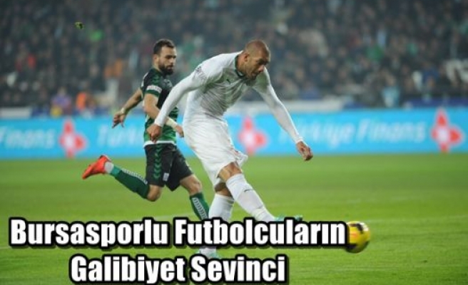 Bursasporlu Futbolcuların Galibiyet Sevinci