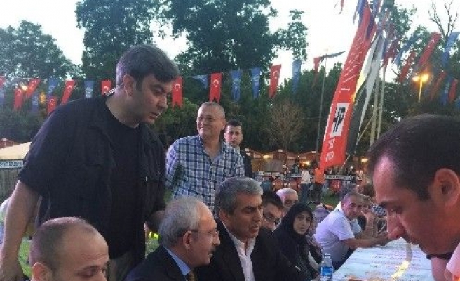 CHP Lideri Kemal Kılıçdaroğlu, Partisinin İl Başkanlığı ’İftarına Katıldı