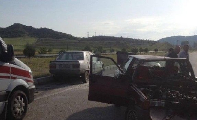Çorum’da Trafik Kazası: 2 Yaralı