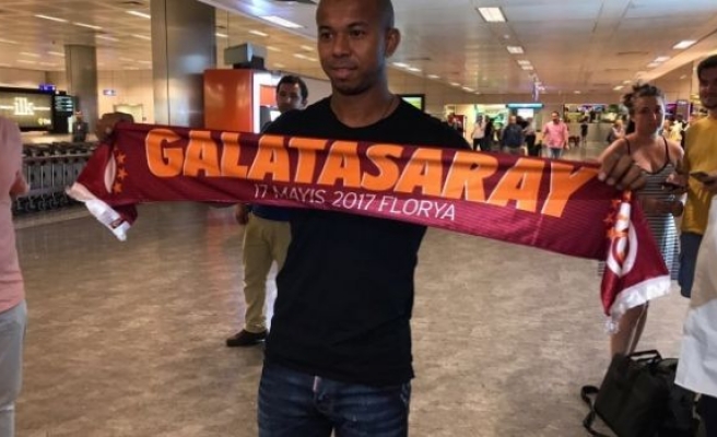 Galatasaray’ın yeni transferi Mariano, İstanbul’da