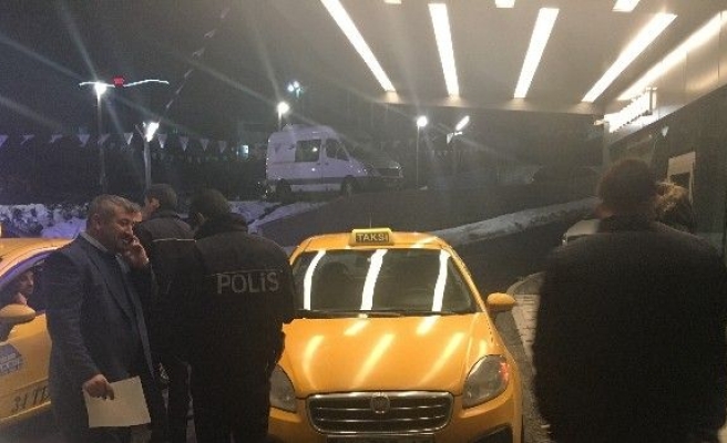 Gaziosmanpaşa’da taksiciye silahlı saldırı