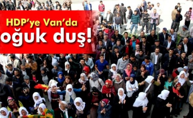 HDP’ye Van’da soğuk duş!