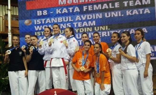 İAÜ Karate Takımlarından Avrupa’da çifte şampiyonluk