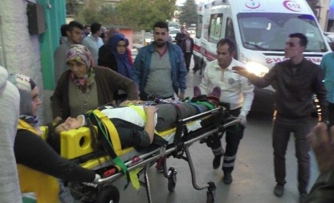 Konya’da yolcu midibüsü devrildi: 23’ü öğrenci, 27 kişi yaralandı