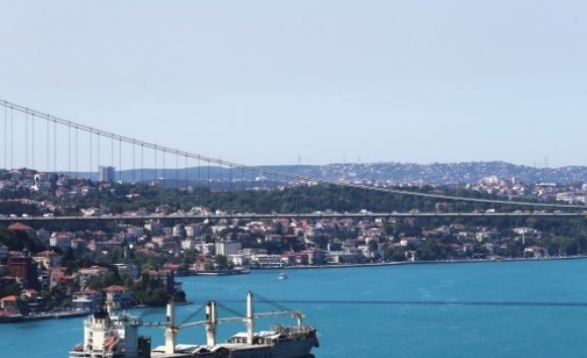 Köprülere Dev Fenerbahçe Bayrakları Asıldı!