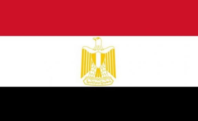 Mısır'da parlamento seçimleri ertelendi