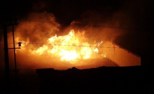 Nusaybin’de Okul Binasında Yangın