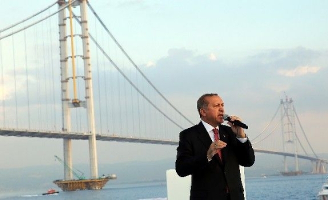 Osmangazi Köprüsü, Cumhurbaşkanı’nın Katıldığı Törenle Trafiğe Açıldı