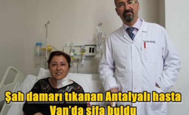 Şah damarı tıkanan Antalyalı hasta Van’da şifa buldu