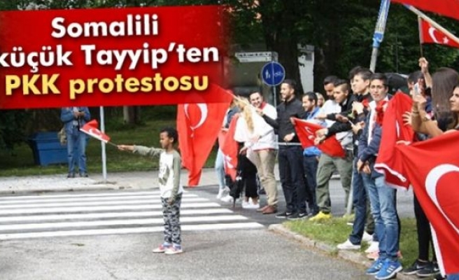 Somalili küçük Tayyip’ten PKK protestosu