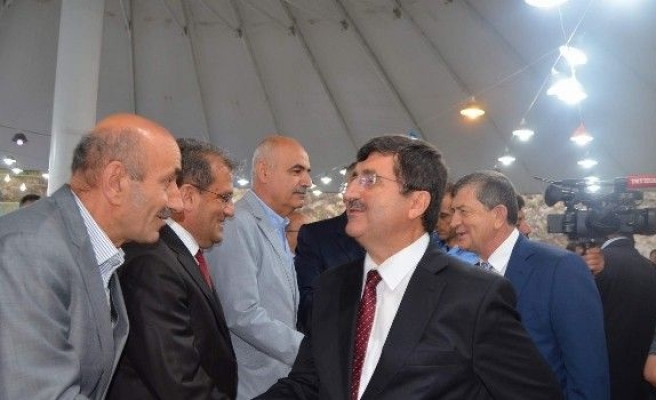 Trabzon Valisi Abdil Celil Öz İçin Veda Yemeği