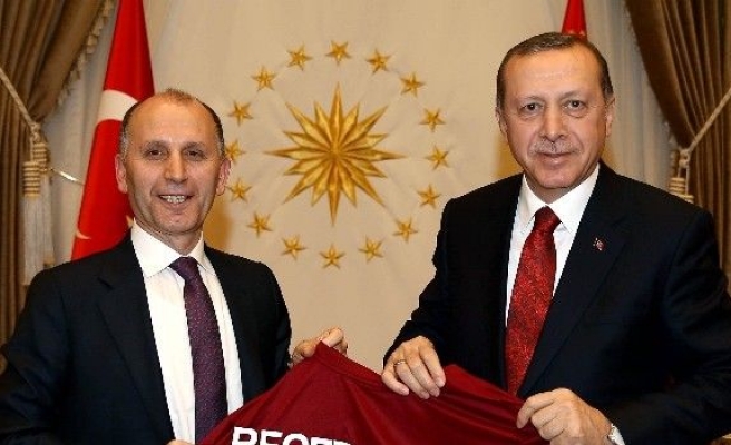 Trabzonspor Başkanı Usta Beştepe’de