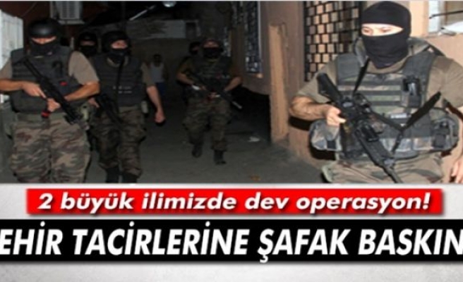 Uyuşturucu tacirlerine İstanbul ve Adana'da şafak operasyonu!