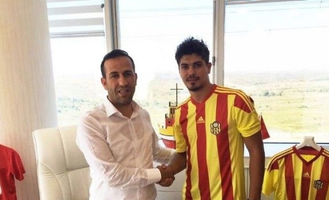 Yeni Malatyaspor, Mehmet Sak’a imza attırdı