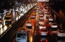 İstanbul'da yağış sonucu trafik yoğunluğu...