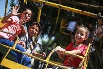 Gazze'de zor koşullara rağmen bayram sevinci yaşanıyor