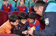 Bursa Karacabey'de zabıtadan çocuklara eğitim