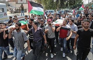 Gazze sınırındaki gösterilerde 142 Filistinli...