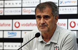 Beşiktaş Teknik Direktörü Güneş: Sabırlı ve...