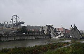 İtalya’da bir kısmı çöken köprü yıkılacak