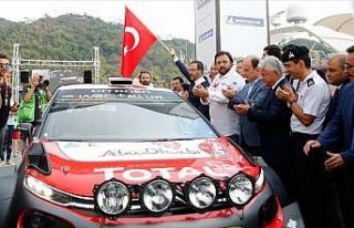 Bakan Kasapoğlu, WRC Türkiye Rallisi'nin seremoni...