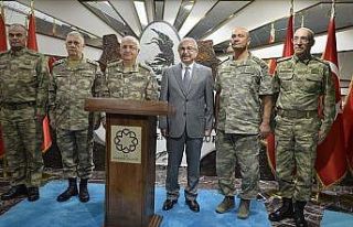Genelkurmay Başkanı Orgeneral Güler birlikleri...