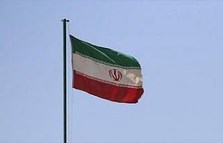 İran, Irak büyükelçisini Dışişleri Bakanlığı'na...