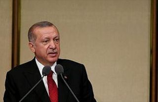 Cumhurbaşkanı Erdoğan: Milletinin emrinde hakim...