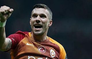 Podolski'den Galatasaray taraftarına mesaj