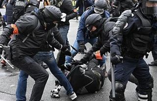 Fransa İçişleri Bakanından 'polis şiddeti'...
