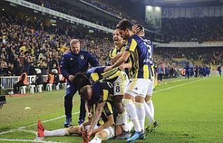 Goller ikinci yarı geldi kazanan Fenerbahçe oldu