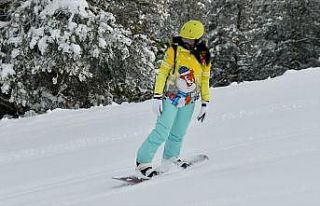 Cıbıltepe'de baharda kayak keyfi