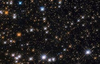 Hubble Teleskobu 'Yaban Ördeği Yıldız Kümesi'ni...