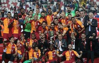 Galatasaray 'duble' peşinde