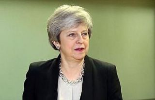 İngiltere'de Theresa May istifa baskısı altında