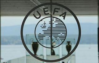 UEFA'dan Fenerbahçe ve Galatasaray kararı