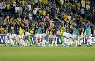 Fenerbahçe evindeki açılış maçlarında sorun...
