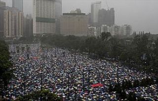 Hong Kong'daki protestolar hükümetin üzerindeki...