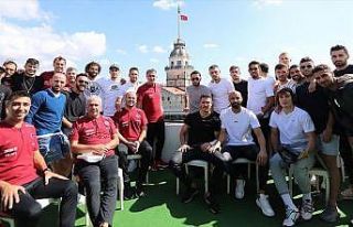 A Milli Futbol Takımı tekne turu yaptı