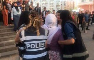 Diyarbakır annesinden HDP'lilere 'Evladımı neden...