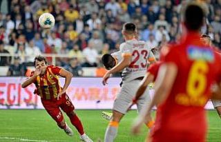 Galatasaray son dakikada 3 puandan oldu