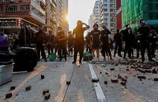 Hong Kong'daki protestolar ekonomik açıdan tehlike...