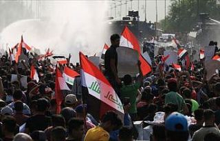 Üç Arap ülkesinde göstericilerin talepleri karşılık...