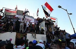 Irak'taki gösterilere müdahale: 15 yaralı