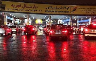 İran Petrol Bakanı Zengene: Günlük benzin tüketimi...