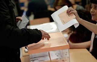 İspanya'daki seçimler ülkedeki siyasi belirsizliği...