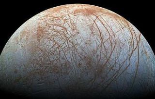 Jüpiter'in uydusu Europa'da su buharı bulundu