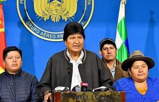 Morales'in istifasına tepkiler sürüyor
